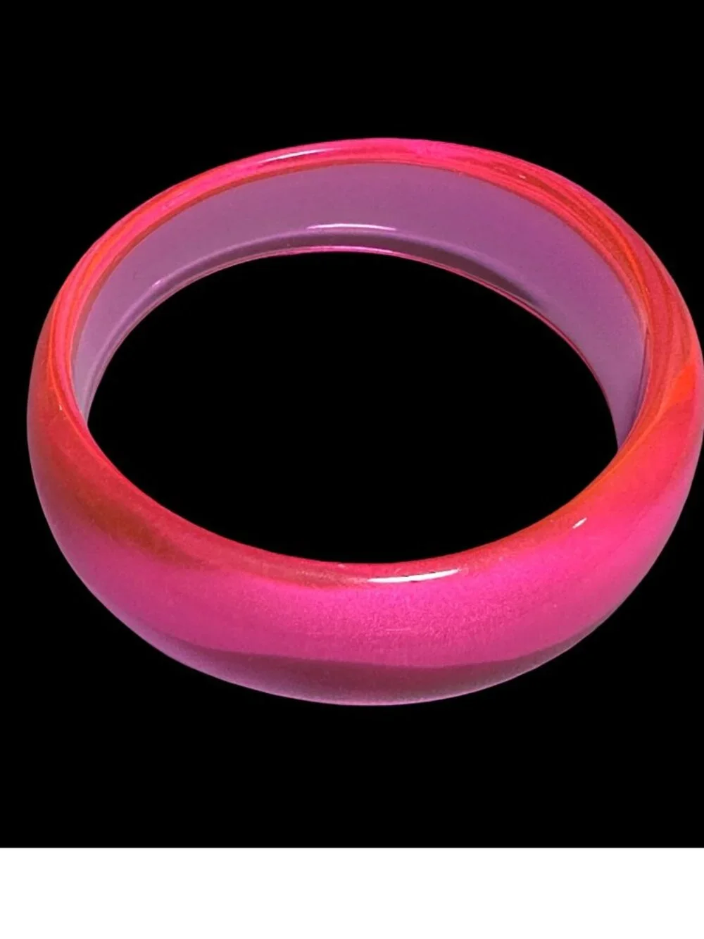 Acrylic Bangle Bracelet Pink Stackable Lightweight Womens Costume Jewelry NWOT